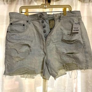 DestressEd bleach washed denim short shorts